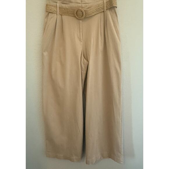 EXPRESS Stylist Super High Waisted Paperbag Wide Leg Pant Beige Size 10R NWOT - Picture 2 of 10